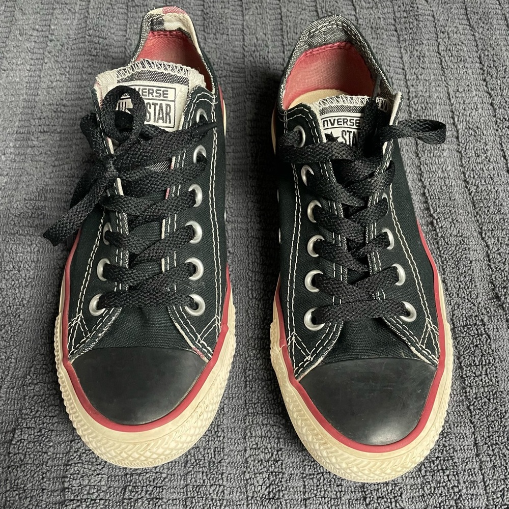 Black Converse low top sneaker with Black toe, Men’s 5 Women’s 7